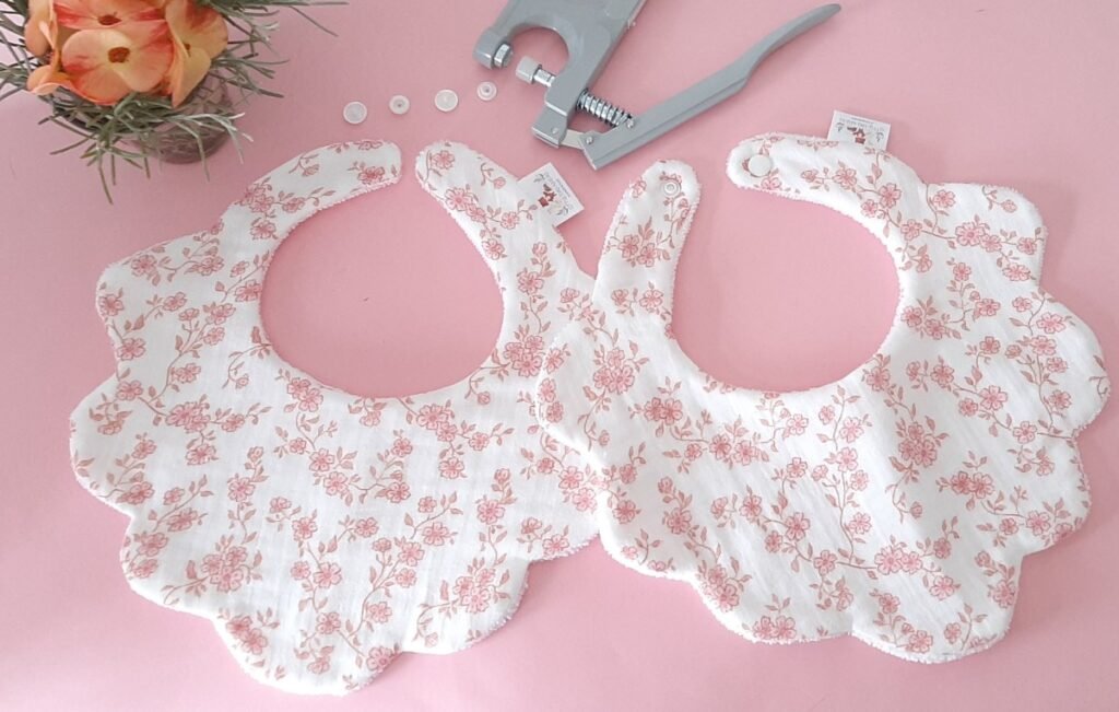 flower bib sewing pattern scalloped baby bib handmade DIY baby bib tutorial baby gift idea