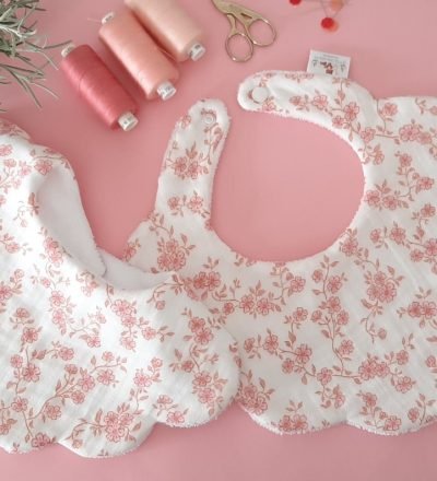 sewing pattern PDF digital product scalloped bib flower shaped bib pattern tutorial